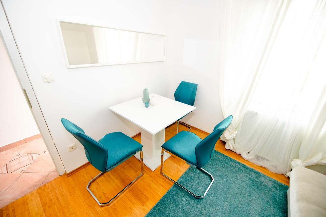 Apartment With View Жировница Экстерьер фото