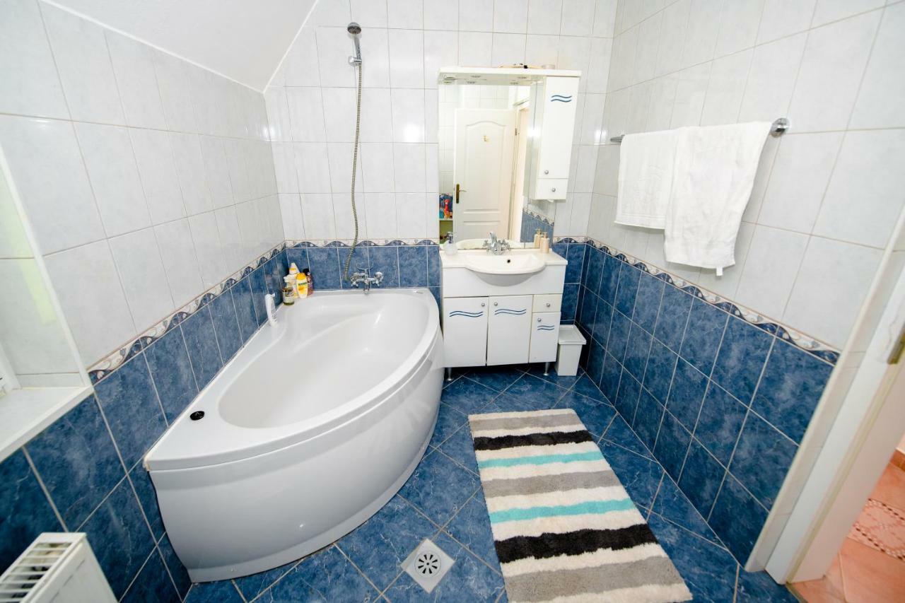 Apartment With View Жировница Экстерьер фото