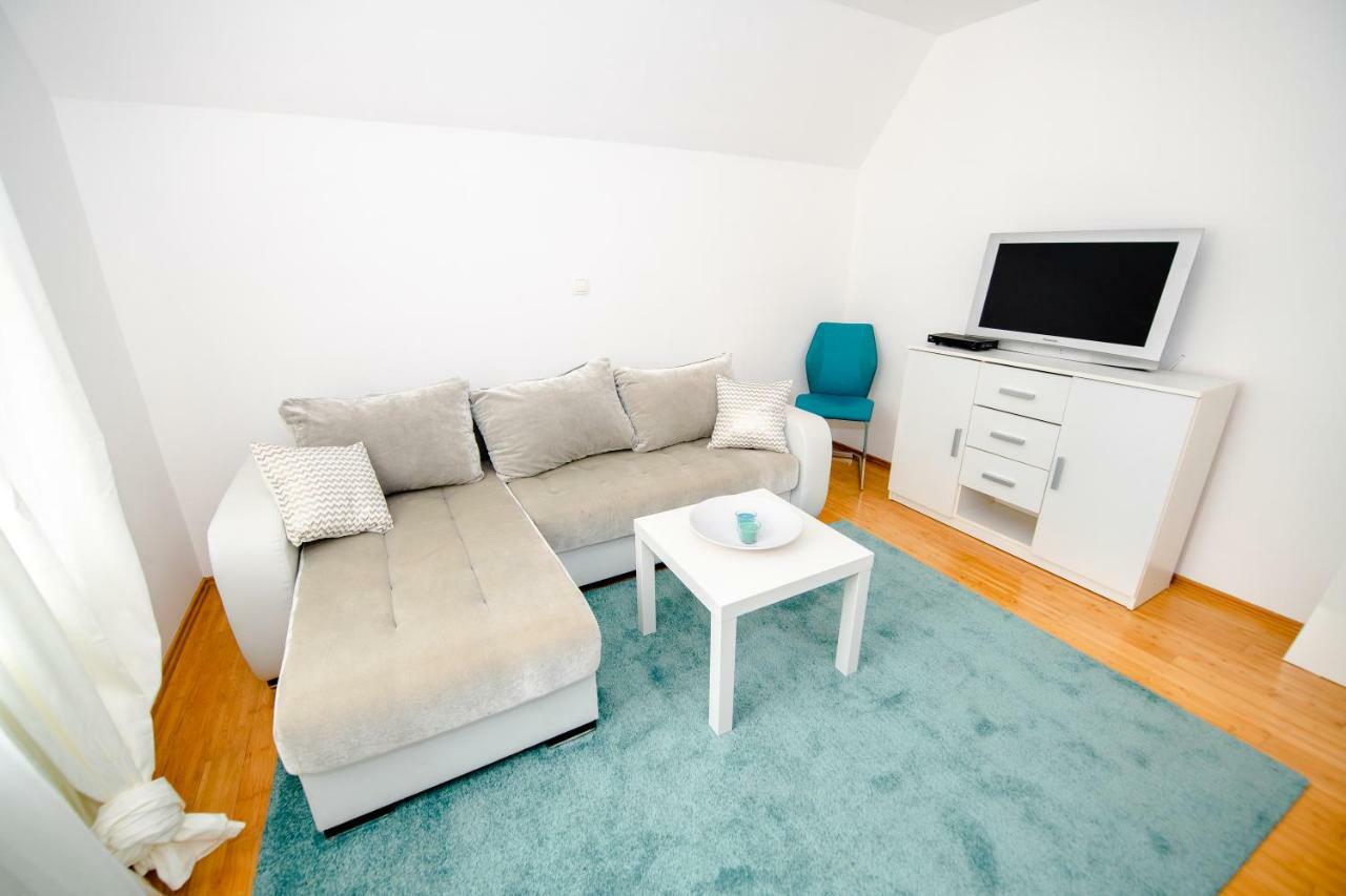 Apartment With View Жировница Экстерьер фото